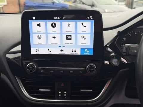 Ford Fiesta 1.0T EcoBoost Titanium Hatchback 5dr Petrol Auto Euro 6 (s/s) (100 ps) - U2329