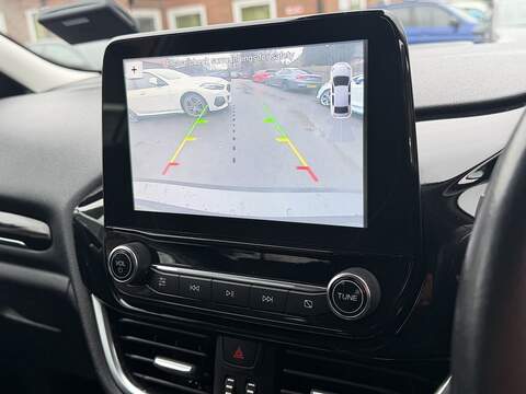 Ford Fiesta 1.0T EcoBoost Titanium Hatchback 5dr Petrol Auto Euro 6 (s/s) (100 ps) - U2329