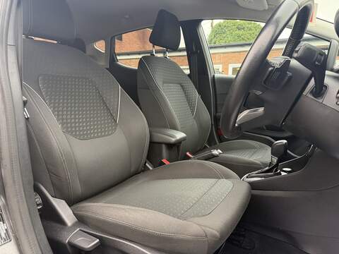 Ford Fiesta 1.0T EcoBoost Titanium Hatchback 5dr Petrol Auto Euro 6 (s/s) (100 ps) - U2329