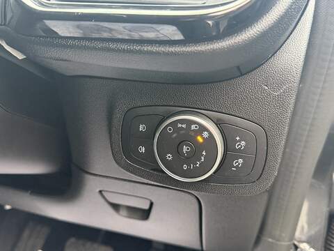 Ford Fiesta 1.0T EcoBoost Titanium Hatchback 5dr Petrol Auto Euro 6 (s/s) (100 ps) - U2329