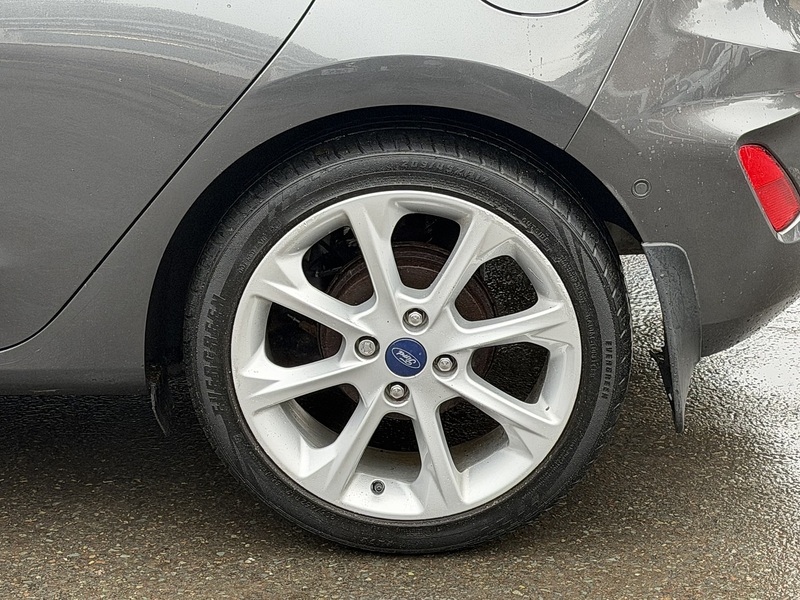 Ford Fiesta 1.0T EcoBoost Titanium Hatchback 5dr Petrol Auto Euro 6 (s/s) (100 ps) - U2329