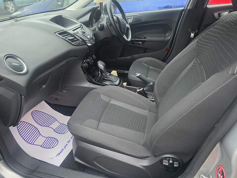 Ford Fiesta 1.0T EcoBoost Zetec Hatchback 5dr Petrol Powershift Euro 5 (100 ps) - U2330