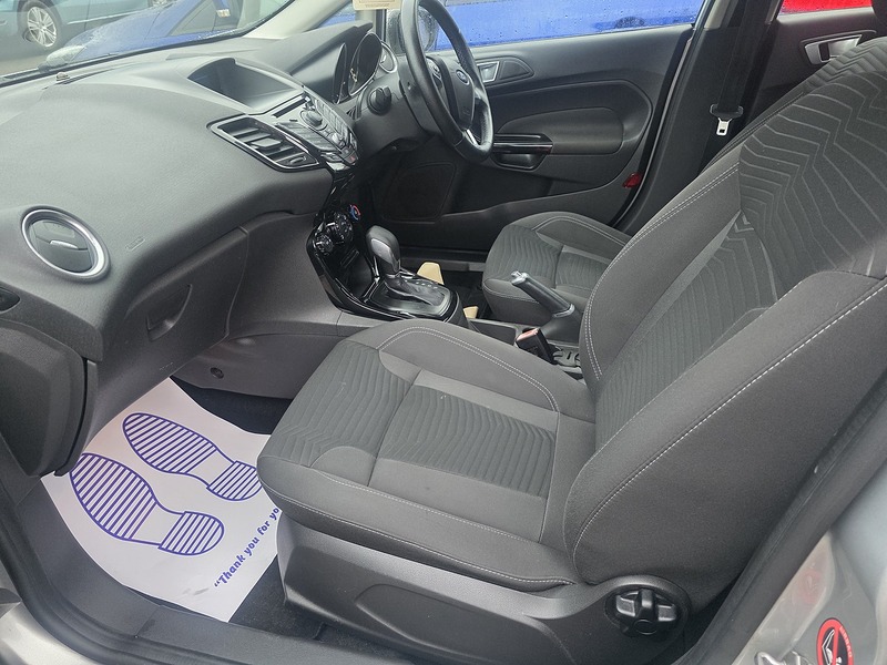 Ford Fiesta 1.0T EcoBoost Zetec Hatchback 5dr Petrol Powershift Euro 5 (100 ps) - U2330