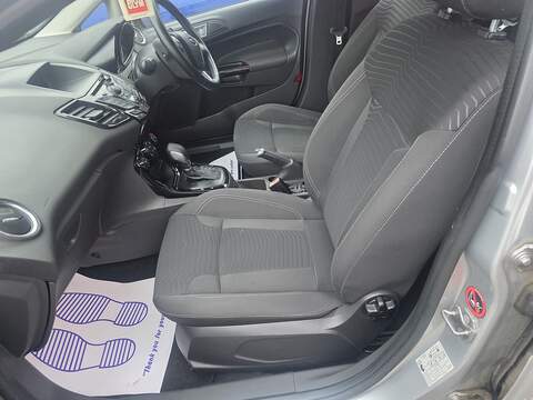 Ford Fiesta 1.0T EcoBoost Zetec Hatchback 5dr Petrol Powershift Euro 5 (100 ps) - U2330