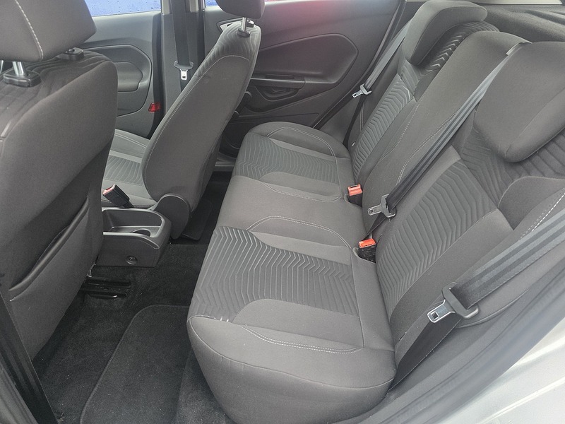 Ford Fiesta 1.0T EcoBoost Zetec Hatchback 5dr Petrol Powershift Euro 5 (100 ps) - U2330