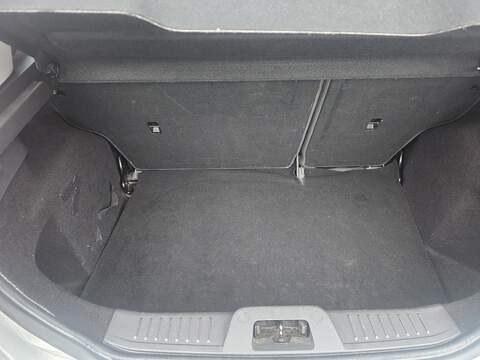 Ford Fiesta 1.0T EcoBoost Zetec Hatchback 5dr Petrol Powershift Euro 5 (100 ps) - U2330