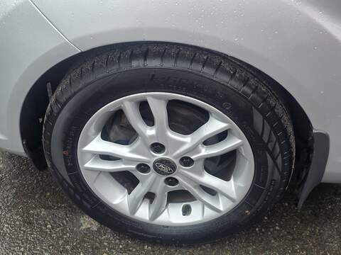 Ford Fiesta 1.0T EcoBoost Zetec Hatchback 5dr Petrol Powershift Euro 5 (100 ps) - U2330
