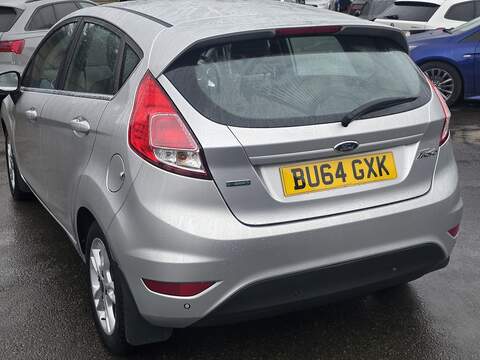 Ford Fiesta 1.0T EcoBoost Zetec Hatchback 5dr Petrol Powershift Euro 5 (100 ps) - U2330