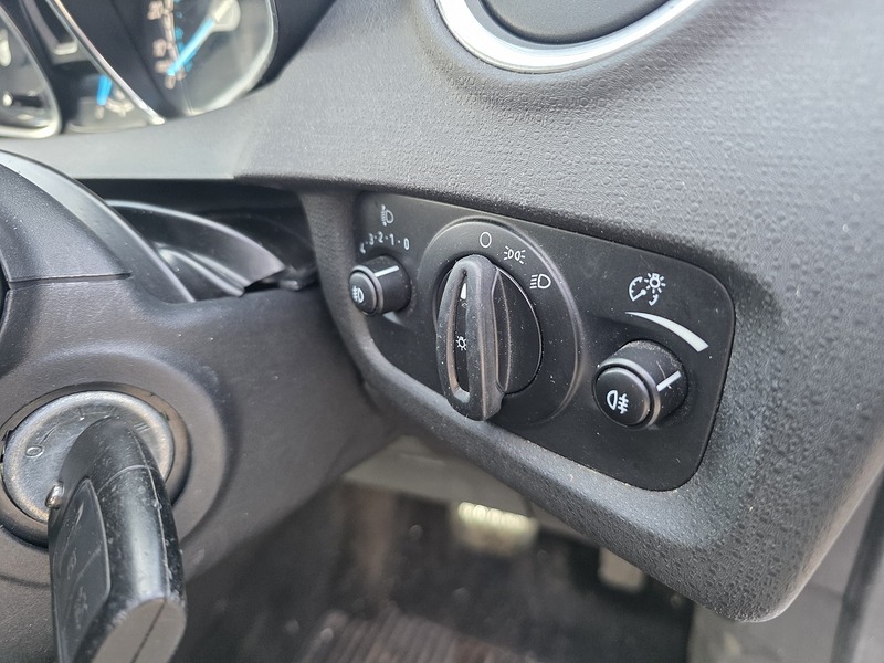 Ford Fiesta 1.0T EcoBoost Zetec Hatchback 5dr Petrol Powershift Euro 5 (100 ps) - U2331