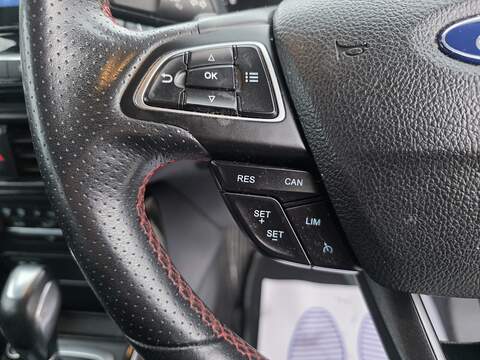 Ford EcoSport 1.0T EcoBoost ST-Line SUV 5dr Petrol Auto Euro 6 (s/s) (125 ps) - U2332