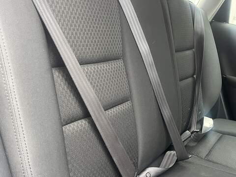 Honda Civic 1.6 i-VTEC SE Hatchback 5dr Petrol Manual (157 g/km, 108 bhp) - U2333