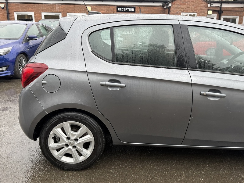 Vauxhall Corsa 1.4i ecoTEC Design Hatchback 5dr Petrol Easytronic Euro 6 (s/s) (90 ps) - U2335