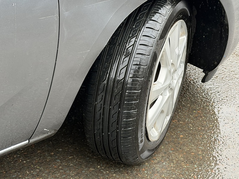 Vauxhall Corsa 1.4i ecoTEC Design Hatchback 5dr Petrol Easytronic Euro 6 (s/s) (90 ps) - U2335