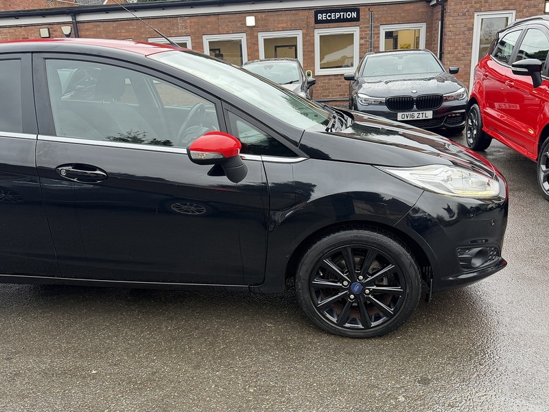 Ford Fiesta 1.0T EcoBoost Titanium Hatchback 5dr Petrol Powershift Euro 6 (100 ps) - U2336