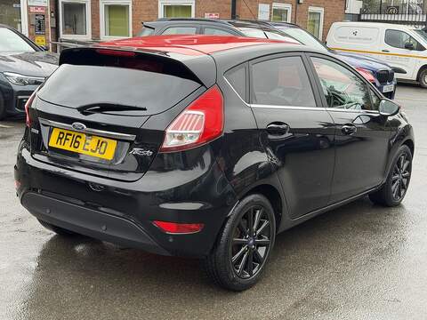 Ford Fiesta 1.0T EcoBoost Titanium Hatchback 5dr Petrol Powershift Euro 6 (100 ps) - U2336