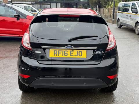 Ford Fiesta 1.0T EcoBoost Titanium Hatchback 5dr Petrol Powershift Euro 6 (100 ps) - U2336