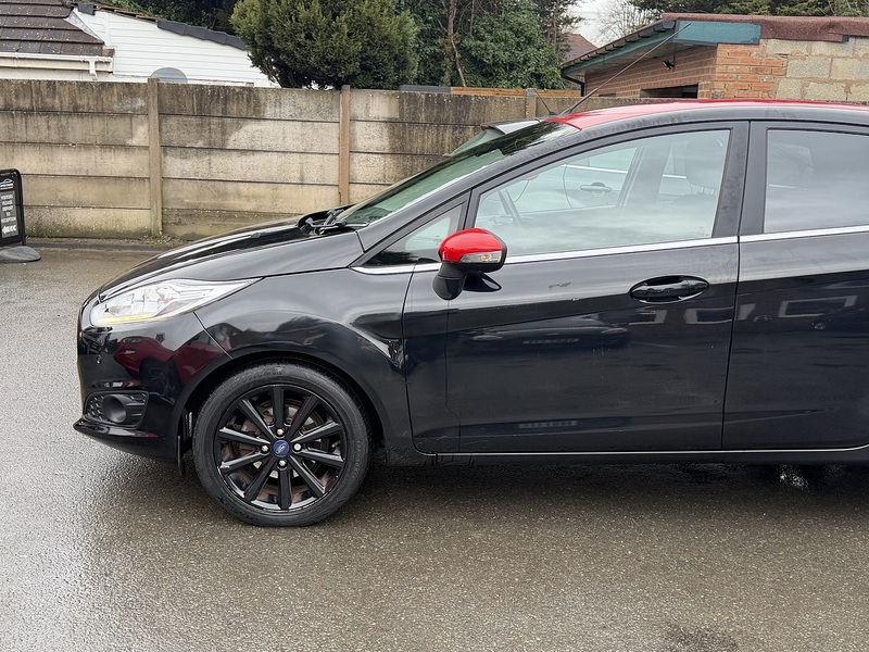 Ford Fiesta 1.0T EcoBoost Titanium Hatchback 5dr Petrol Powershift Euro 6 (100 ps) - U2336