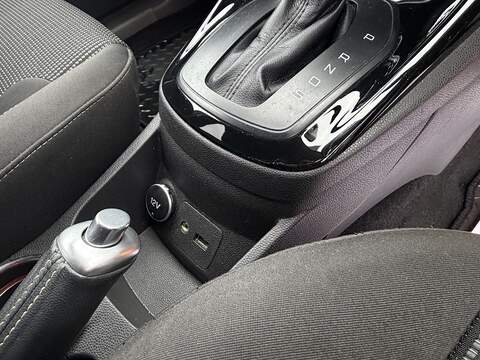Ford Fiesta 1.0T EcoBoost Titanium Hatchback 5dr Petrol Powershift Euro 6 (100 ps) - U2336
