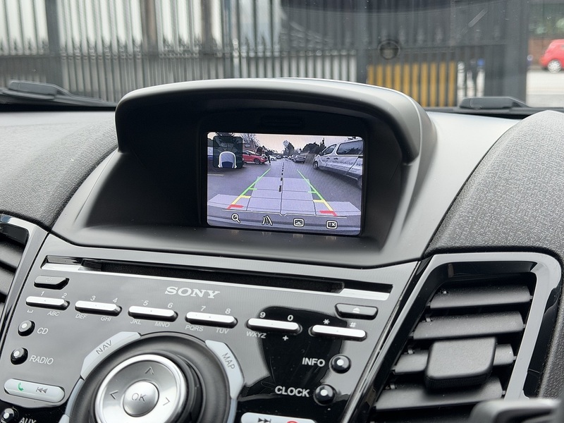 Ford Fiesta 1.0T EcoBoost Titanium Hatchback 5dr Petrol Powershift Euro 6 (100 ps) - U2336