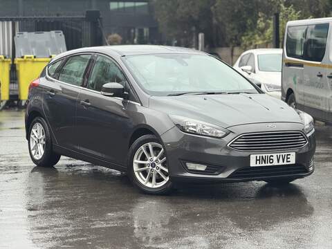 2016 2016 Ford Focus RECENT TIMING BELT SERVICE £3,995 photo