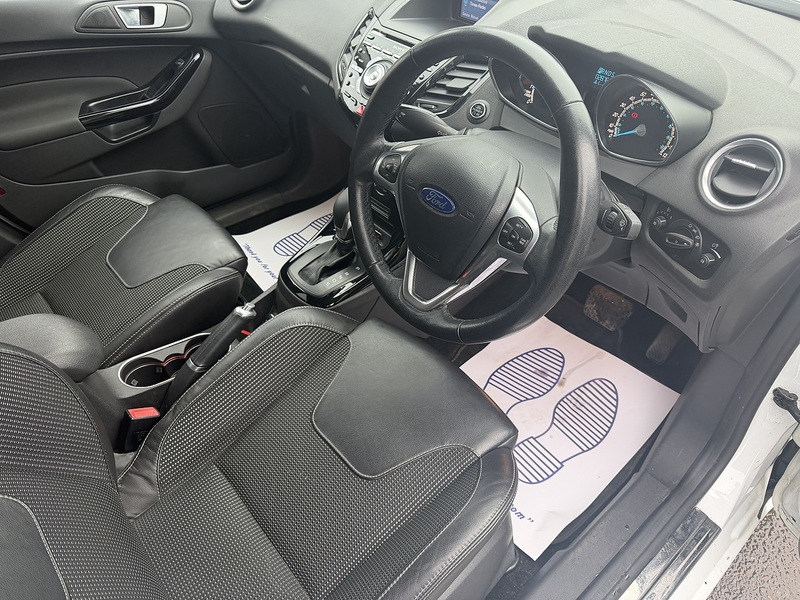 Ford Fiesta 1.0T EcoBoost Titanium X Hatchback 5dr Petrol Powershift Euro 5 (100 ps) - U2340
