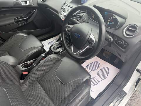 Ford Fiesta 1.0T EcoBoost Titanium X Hatchback 5dr Petrol Powershift Euro 5 (100 ps) - U2340