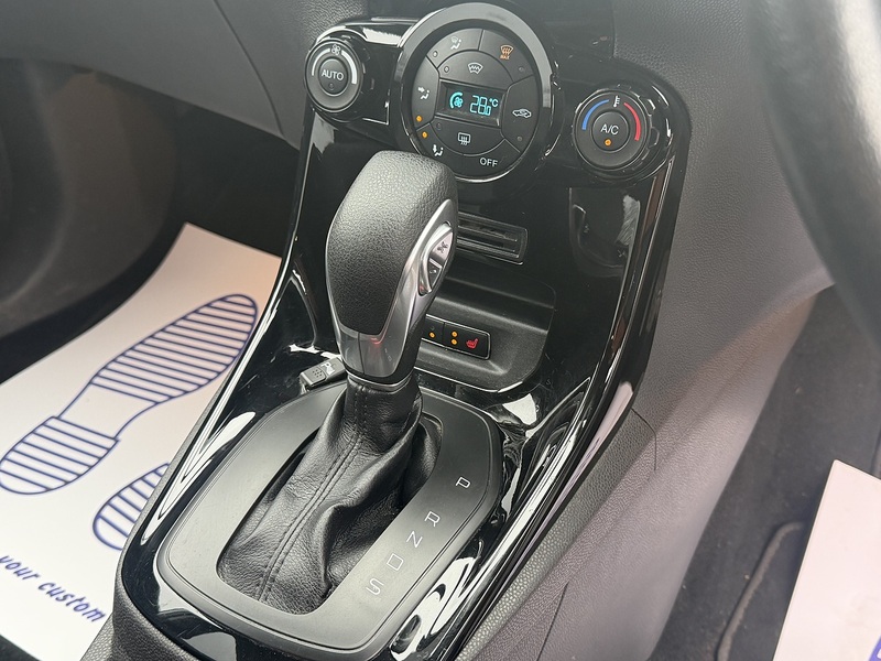 Ford Fiesta 1.0T EcoBoost Titanium X Hatchback 5dr Petrol Powershift Euro 5 (100 ps) - U2340