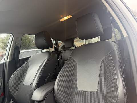 Ford Fiesta 1.0T EcoBoost Titanium X Hatchback 5dr Petrol Powershift Euro 5 (100 ps) - U2340