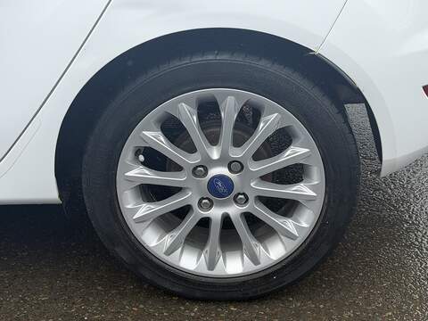 Ford Fiesta 1.0T EcoBoost Titanium X Hatchback 5dr Petrol Powershift Euro 5 (100 ps) - U2340