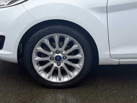 Ford Fiesta 1.0T EcoBoost Titanium X Hatchback 5dr Petrol Powershift Euro 5 (100 ps) - U2340