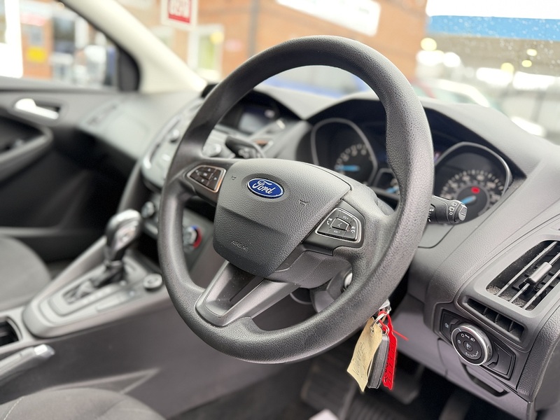 Ford Focus 1.0T EcoBoost Style Estate 5dr Petrol Auto Euro 6 (s/s) (125 ps) - U2341