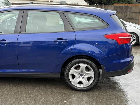Ford Focus 1.0T EcoBoost Style Estate 5dr Petrol Auto Euro 6 (s/s) (125 ps) - U2341