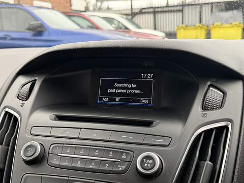 Ford Focus 1.0T EcoBoost Style Estate 5dr Petrol Auto Euro 6 (s/s) (125 ps) - U2341