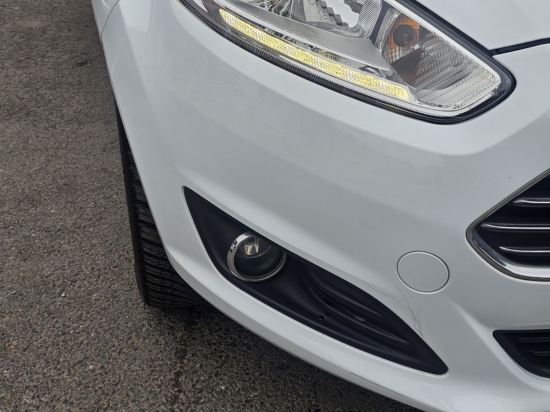 Ford Fiesta 1.0T EcoBoost Titanium Hatchback 5dr Petrol Powershift Euro 6 (100 ps) - U2343