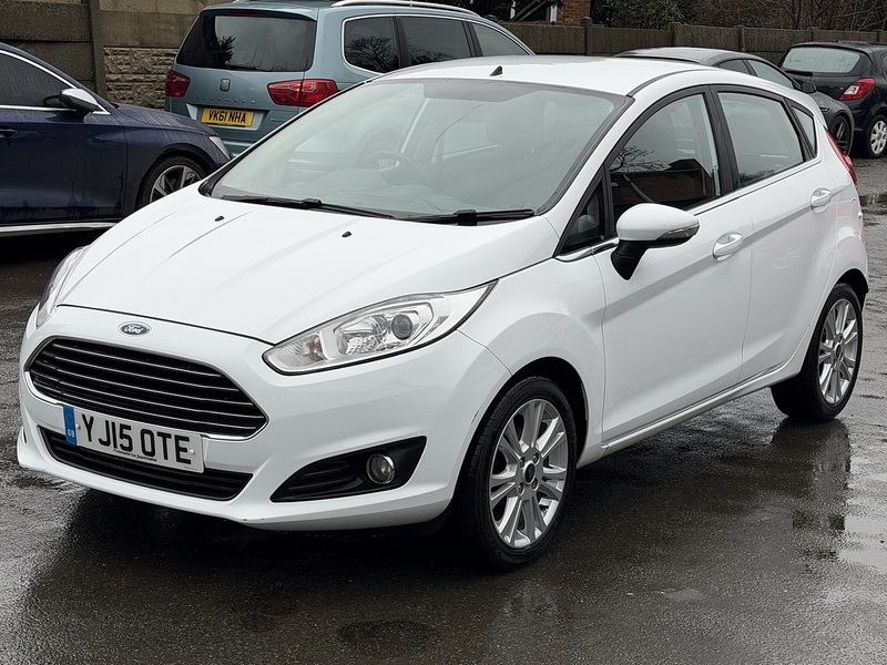 Ford Fiesta 1.0T EcoBoost Zetec Hatchback 5dr Petrol Powershift Euro 6 (100 ps) - U2345