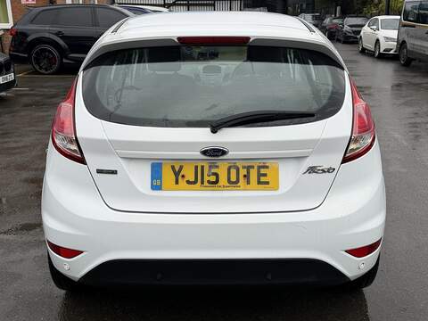 Ford Fiesta 1.0T EcoBoost Zetec Hatchback 5dr Petrol Powershift Euro 6 (100 ps) - U2345