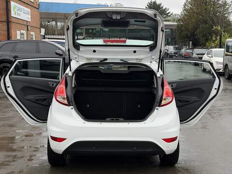 Ford Fiesta 1.0T EcoBoost Zetec Hatchback 5dr Petrol Powershift Euro 6 (100 ps) - U2345