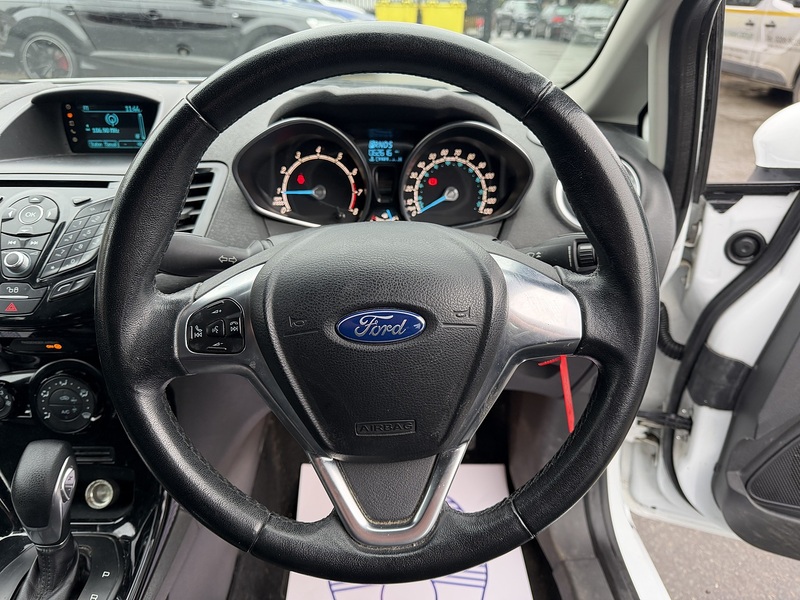 Ford Fiesta 1.0T EcoBoost Zetec Hatchback 5dr Petrol Powershift Euro 6 (100 ps) - U2345