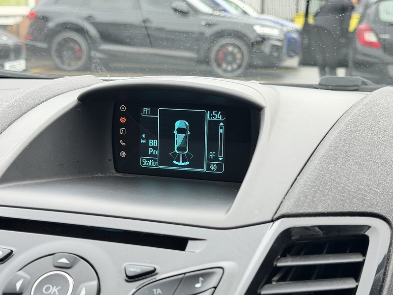 Ford Fiesta 1.0T EcoBoost Zetec Hatchback 5dr Petrol Powershift Euro 6 (100 ps) - U2345