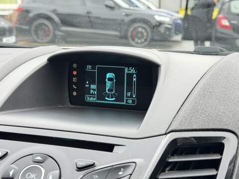 Ford Fiesta 1.0T EcoBoost Zetec Hatchback 5dr Petrol Powershift Euro 6 (100 ps) - U2345