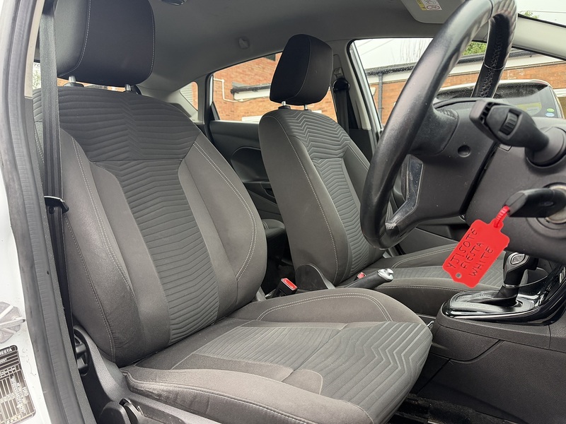 Ford Fiesta 1.0T EcoBoost Zetec Hatchback 5dr Petrol Powershift Euro 6 (100 ps) - U2345