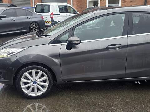 Ford Fiesta 1.0T EcoBoost Titanium Hatchback 5dr Petrol Powershift Euro 6 (100 ps) - U2349