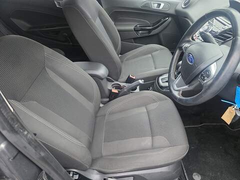 Ford Fiesta 1.0T EcoBoost Titanium Hatchback 5dr Petrol Powershift Euro 6 (100 ps) - U2349