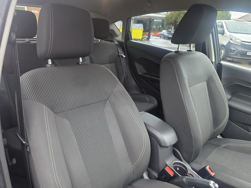 Ford Fiesta 1.0T EcoBoost Titanium Hatchback 5dr Petrol Powershift Euro 6 (100 ps) - U2349