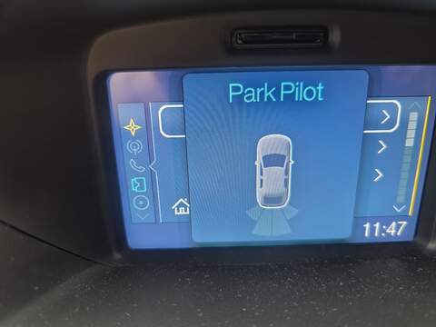 Ford Fiesta 1.0T EcoBoost Titanium Hatchback 5dr Petrol Powershift Euro 6 (100 ps) - U2349