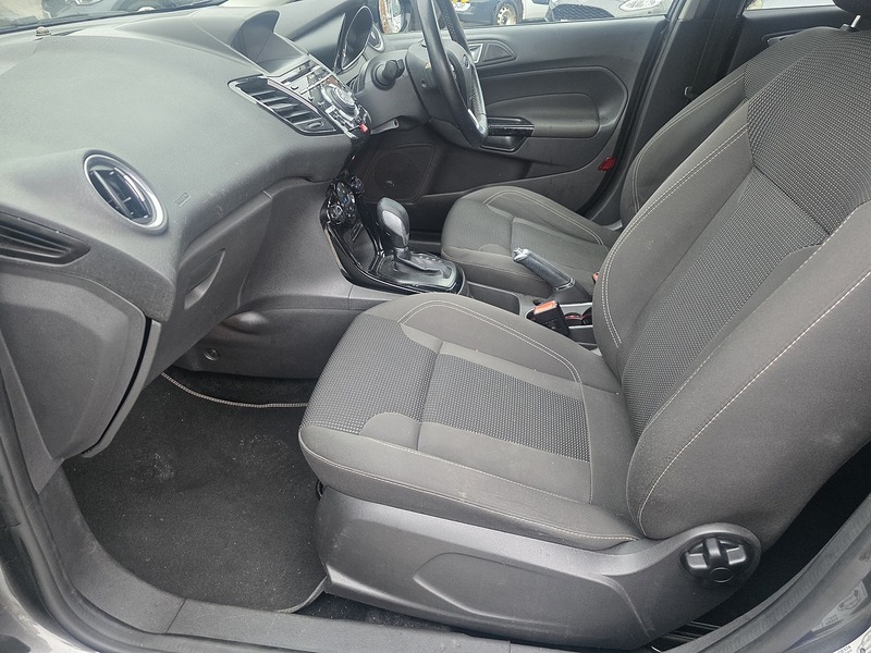 Ford Fiesta 1.0T EcoBoost Titanium Hatchback 5dr Petrol Powershift Euro 6 (100 ps) - U2349