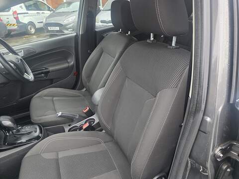Ford Fiesta 1.0T EcoBoost Titanium Hatchback 5dr Petrol Powershift Euro 6 (100 ps) - U2349