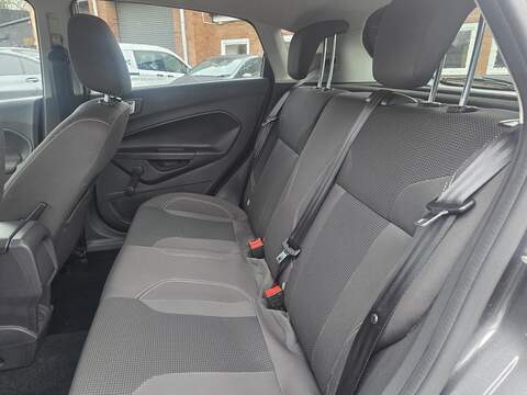 Ford Fiesta 1.0T EcoBoost Titanium Hatchback 5dr Petrol Powershift Euro 6 (100 ps) - U2349