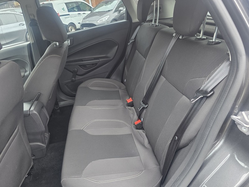 Ford Fiesta 1.0T EcoBoost Titanium Hatchback 5dr Petrol Powershift Euro 6 (100 ps) - U2349