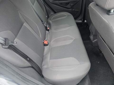 Ford Fiesta 1.0T EcoBoost Titanium Hatchback 5dr Petrol Powershift Euro 6 (100 ps) - U2349